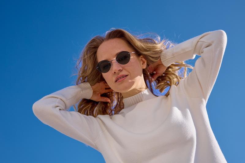 Фотохромные очки: что это такое, и как они работают?