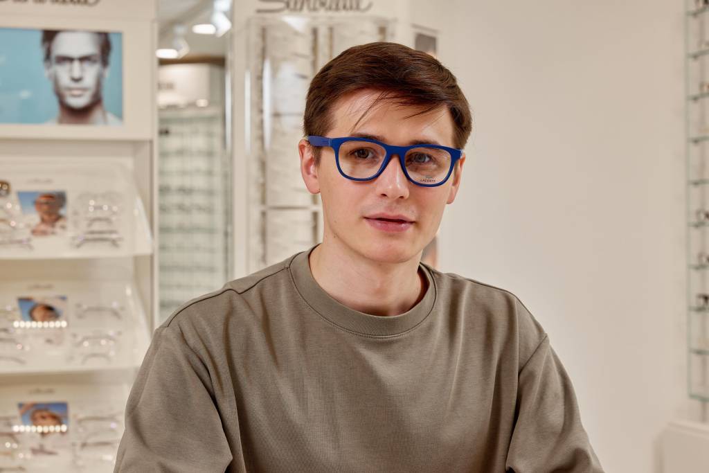 lacoste.jpg