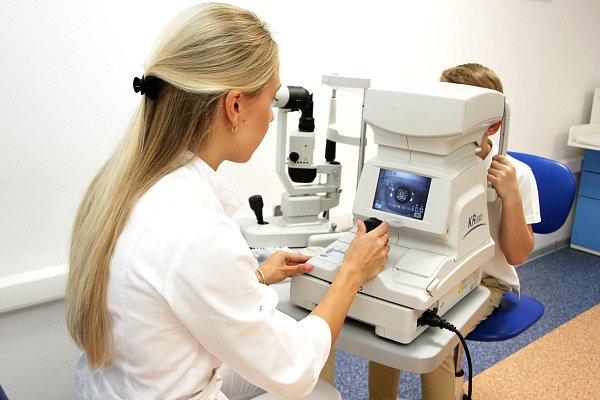 Подбор ортокератологических или ночных линз