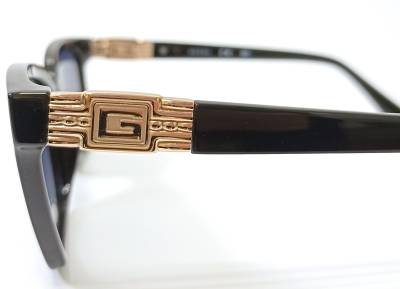 Очки солнцезащитные GUESS GU 7869  фотография-4