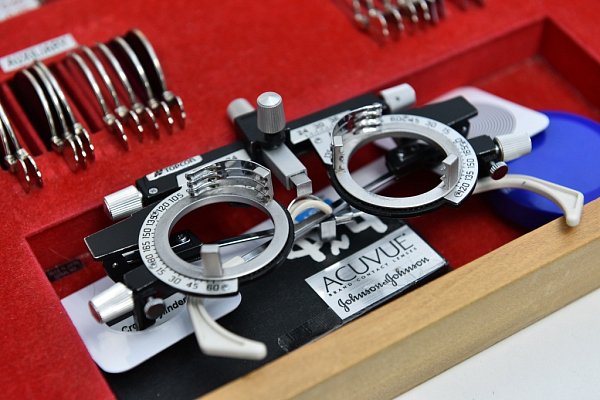 Подбор призматических очков